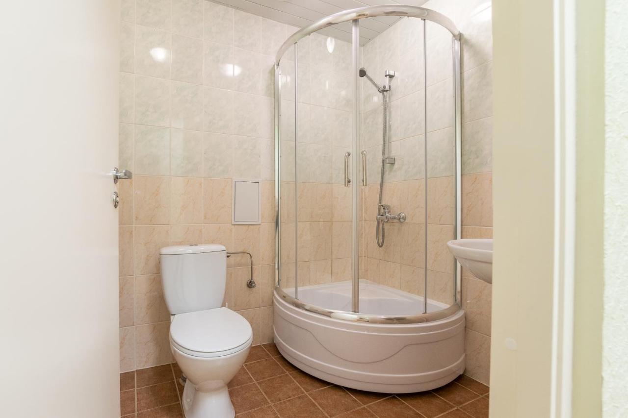 Virumaa Hostel Kohtla-Järve Esterno foto